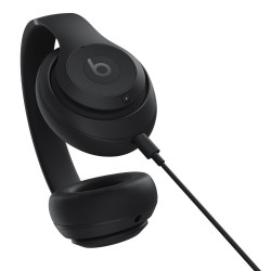 Бездротові навушники Beats Studio Pro Wireless Headphones Black (MQTP3LL/A)