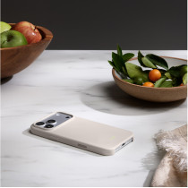 Чехол Beats iPhone 17 Pro Max Case with MagSafe and Camera Control Lime Stone (MGJE4)